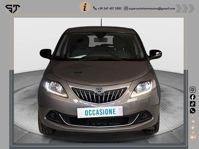 Usata Lancia Ypsilon Silver 69 CV (50 kW) 2023 Grigio Utilitaria