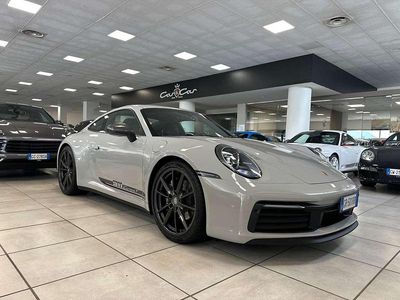 Usata Porsche 911 Carrera 385 CV (283 kW) 2023 Grigio gesso Coupé
