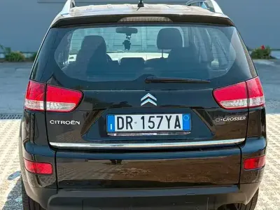 Usata Citroën C-Crosser 156 CV (114 kW) 2009 Nero SUV