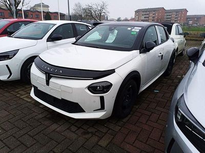 Nuova Lancia Ypsilon 114 kW (156 CV) 2025 Bianco Utilitaria