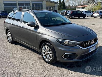 Usata Fiat Tipo Business 120 CV (88 kW) 2019 Grigio Station wagon