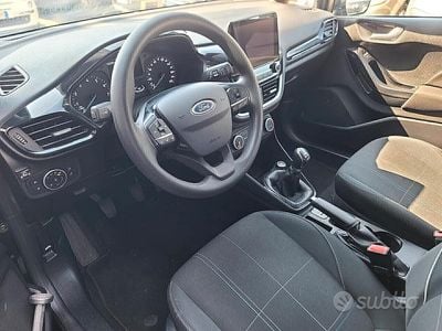 Usata Ford Fiesta 85 CV (62 kW) 2018 Nero Berlina