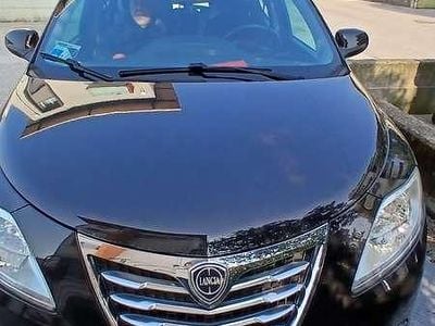 Usata Lancia Ypsilon Gold 69 CV (50 kW) 2013 Nero Utilitaria