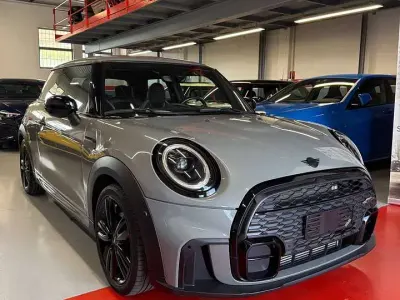 Usata Mini John Cooper Works 102 CV (75 kW) 2022 Moonwalk grey Utilitaria