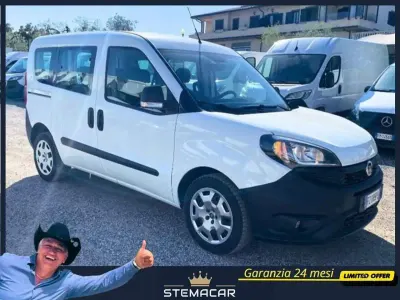 Usata Fiat Doblò Easy 90 CV (66 kW) 2019 Bianco Monovolume