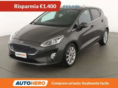 Usata Ford Fiesta Titanium 101 CV (74 kW) 2019 Grigio Utilitaria