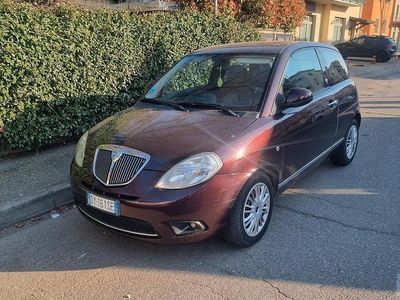 Usata Lancia Ypsilon 77 CV (56 kW) 2009 Rosso Utilitaria