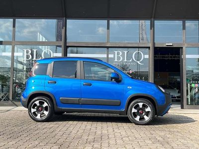 Usata Fiat Panda Cross Cross 69 CV (50 kW) 2024 Blu/azzurro Utilitaria