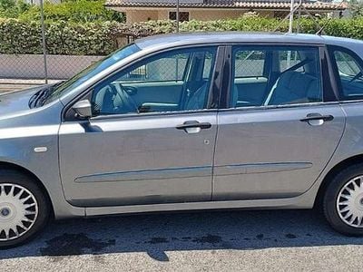 Usata Fiat Stilo Active 95 CV (69 kW) 2004 Argento Station wagon