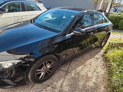 Usata Mercedes A180 116 CV (85 kW) 2019 Berlina