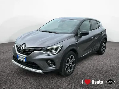 Usata Renault Captur Intens 101 CV (74 kW) 2023 Grigio SUV