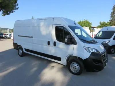Usata Fiat Ducato 140 CV (102 kW) 2023 Bianco Furgone