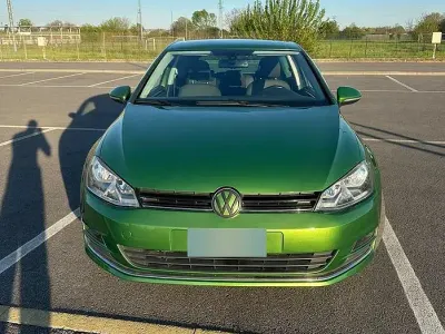 Usata VW Golf VII 122 CV (89 kW) 2013 Verde Berlina
