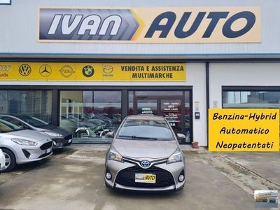 usata Toyota Yaris Hybrid 1.5 Hybrid Benzina/Hybrid-Automatico-Neopatentati