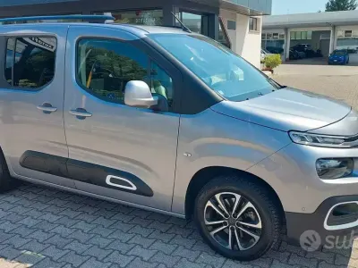 Usata Citroën Berlingo Shine 131 CV (96 kW) 2019 Steel grey Monovolume