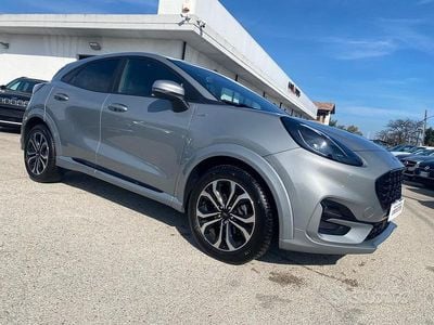 Usata Ford Puma ST-Line 125 CV (91 kW) 2024 Grigio Station wagon