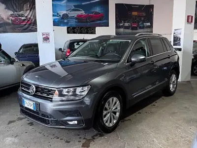 Usata VW Tiguan Sport 116 CV (85 kW) 2018 Grigio SUV