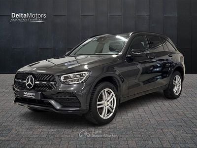 Usata Mercedes GLC300 Premium Plus 194 CV (142 kW) 2022 Gray Pick-up
