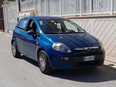 Usata Fiat Punto Evo Active 69 CV (50 kW) 2011 Verde Utilitaria