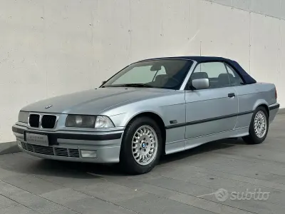 Usata BMW 325 Cabriolet Efficient Dynamics 192 CV (141 kW) 1994 Grigio Cabrio