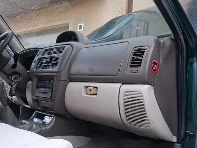 Usata Mitsubishi Pajero Sport 100 CV (73 kW) 2000 Verde SUV