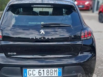Usata Peugeot 208 75 CV (55 kW) 2020 Nero Utilitaria