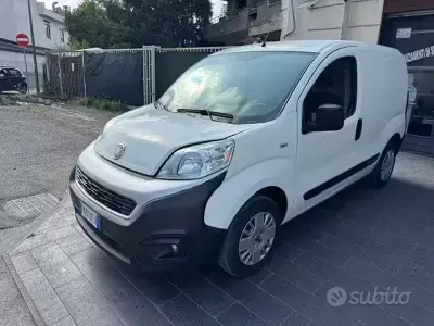Usata Fiat Fiorino 80 CV (58 kW) 2017 Bianco Monovolume
