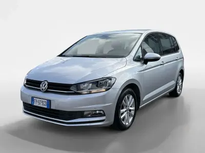 Usata VW Touran Comfortline 116 CV (85 kW) 2016 Grigio Monovolume