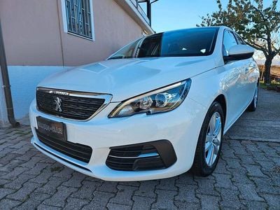 Usata Peugeot 308 Business-Line 131 CV (96 kW) 2020 Bianco Station wagon