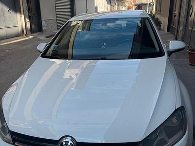 Usata VW Golf VII 110 CV (80 kW) 2015 Bianco Berlina