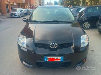 Usata Toyota Auris Sol 90 CV (66 kW) 2009 Nero Utilitaria