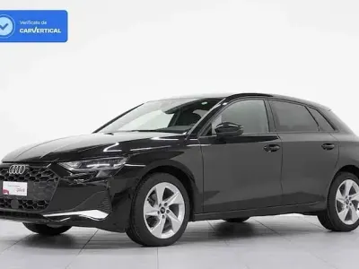 Usata Audi A3 Comfort 116 CV (85 kW) 2025 Nero Berlina