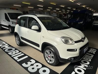 Usata Fiat Panda 4x4 S 86 CV (63 kW) 2016 Bianco Utilitaria