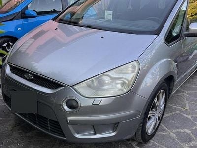 Usata Ford S-MAX 140 CV (102 kW) 2006 Grigio Monovolume