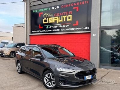 Usata Ford Focus ST-Line 120 CV (88 kW) 2022 Grigio Station wagon