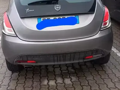 Usata Lancia Ypsilon 69 CV (50 kW) 2013 Utilitaria