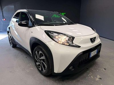 Usata Toyota Aygo X Trend 72 CV (52 kW) 2025 Bianco SUV