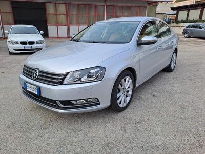 usata VW Passat 2.0 TDI Highline BlueM. Tech.