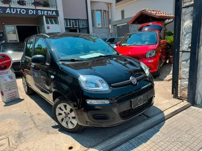 Usata Fiat Panda Easy 69 CV (50 kW) 2016 Nero Utilitaria