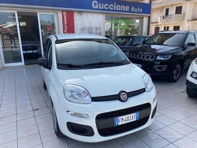 Usata Fiat Panda Easy 95 CV (69 kW) 2017 Bianco Utilitaria