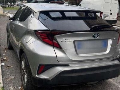 Usata Toyota C-HR Lounge 98 CV (72 kW) 2022 Argento SUV