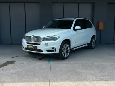 Usata BMW X5 Luxury Line 313 CV (230 kW) 2015 Bianco SUV