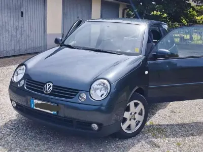 Usata VW Lupo Highline 75 CV (55 kW) 2002 Grigio Utilitaria