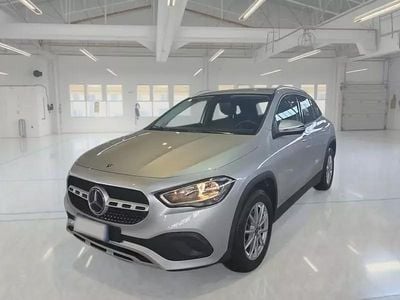 Usata Mercedes GLA180 Business 116 CV (85 kW) 2022 Grigio SUV