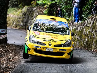 Usado Renault Clio II 200 CV (147 kW) 2007 Berlina