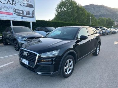 Usata Audi Q2 Business 116 CV (85 kW) 2017 Grigio SUV
