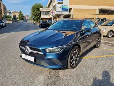 Usata Mercedes CLA250e Premium 160 CV (117 kW) 2021 Blu/azzurro Coupé