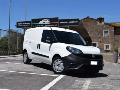 Usata Fiat Doblò Business 105 CV (77 kW) 2021 Bianco Monovolume
