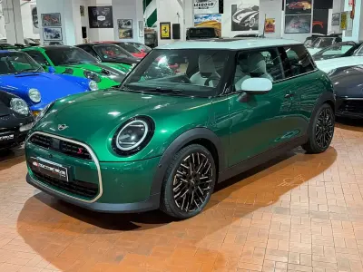 Usata Mini Cooper S 204 CV (150 kW) 2024 Verde Utilitaria