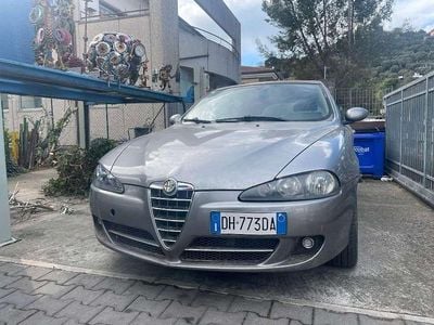 Usata Alfa Romeo 147 Progression 105 CV (77 kW) 2007 Grigio Utilitaria